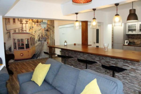 Santos Deluxe Apartment